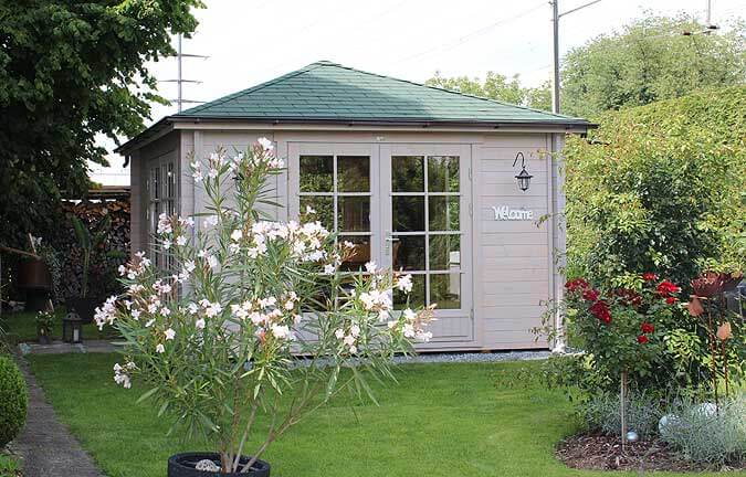 Ein wunderschönes Teehaus Gartenhaus GmbH liefert auch in die Schweiz