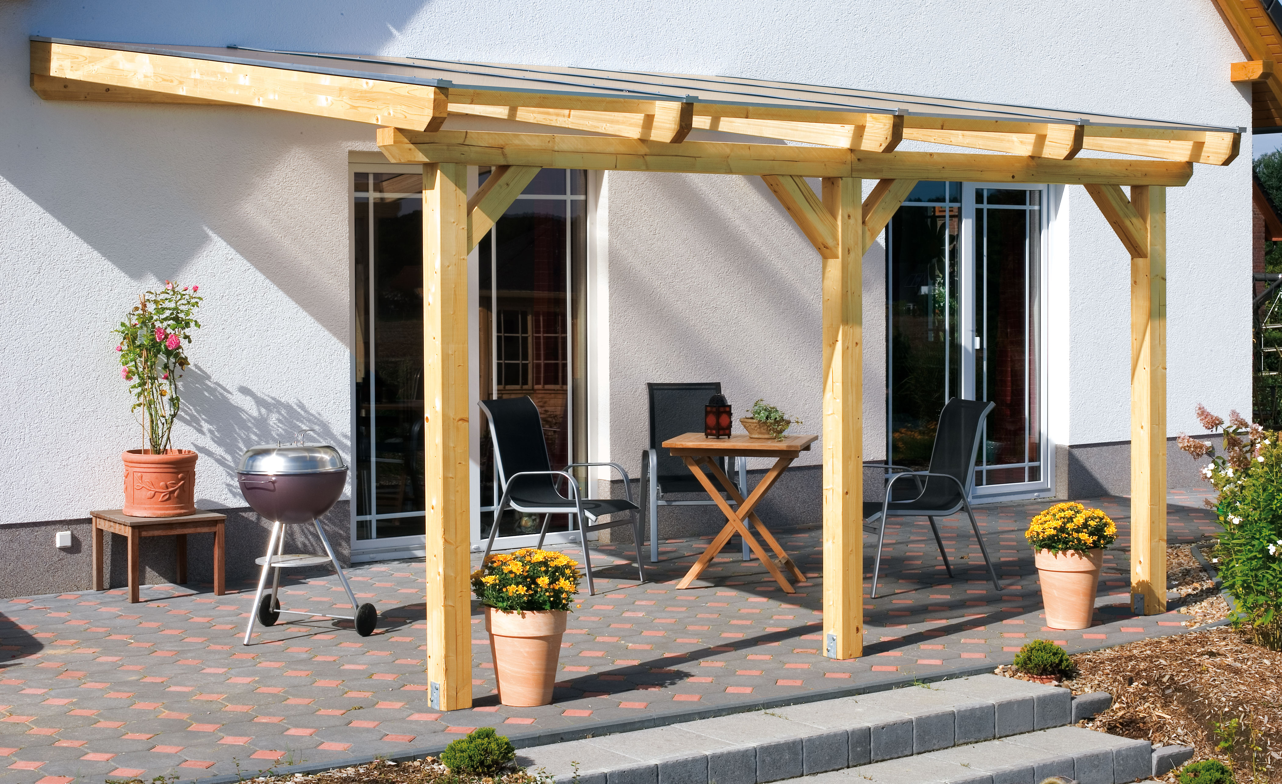 Aufbau einer LeimholzTerrassenüberdachung