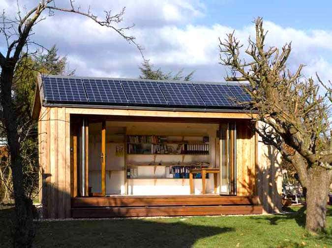 Solaranlage auf dem Gartenhaus