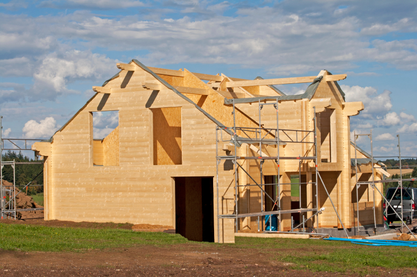 Blockhaus wird aufgebaut