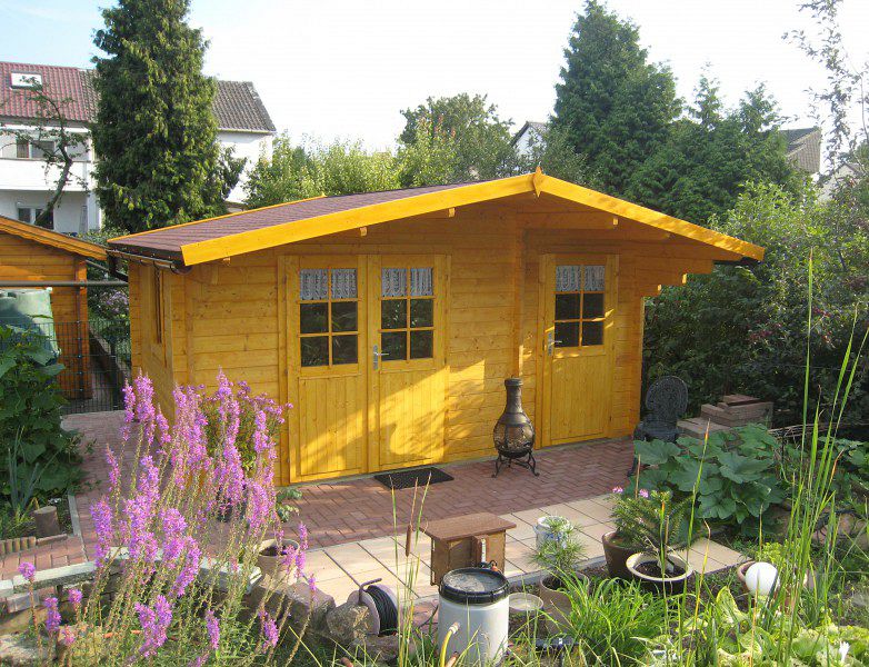 Gartenhaus mit Giebeldach