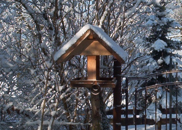 Vogelhäuschen aus Holz