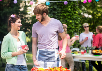 Eröffnen Sie die Gartenparty-Saison! 7 Fingerfood-Rezeptideen