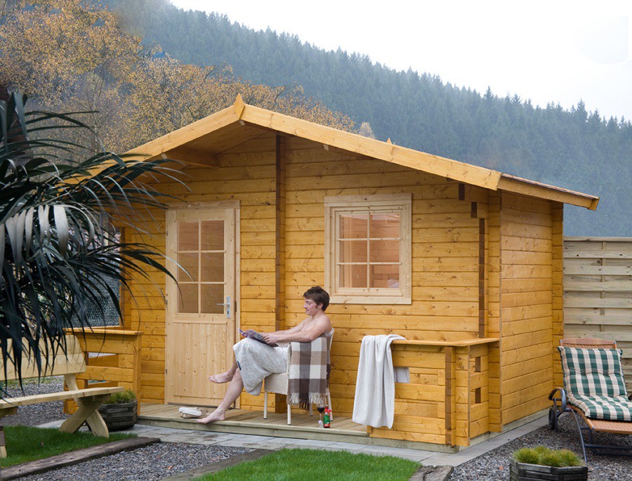 Sauna im Garten