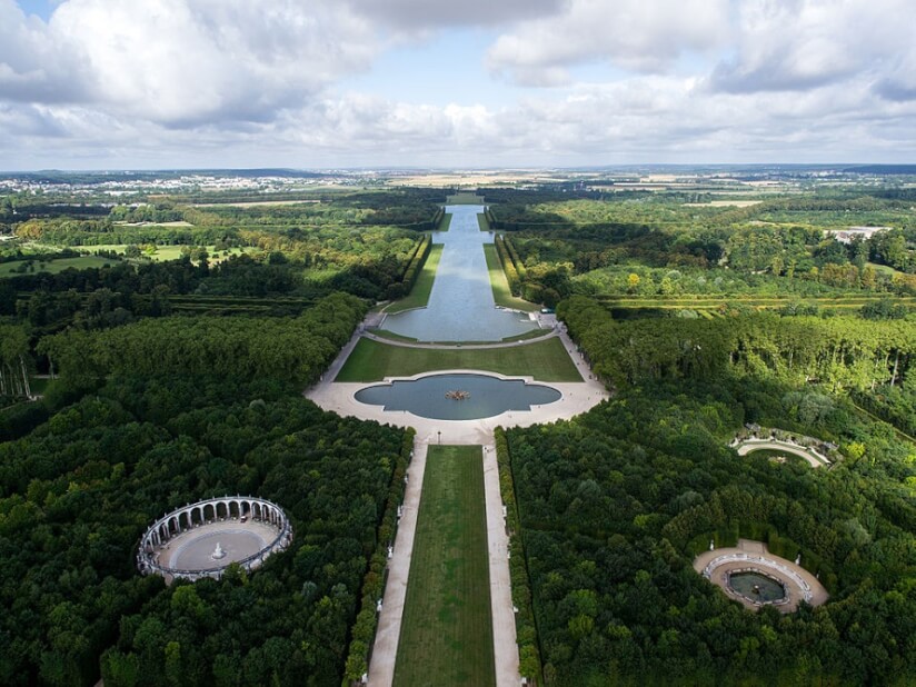 Ausgedehnter Jagdwald im Barockgarten