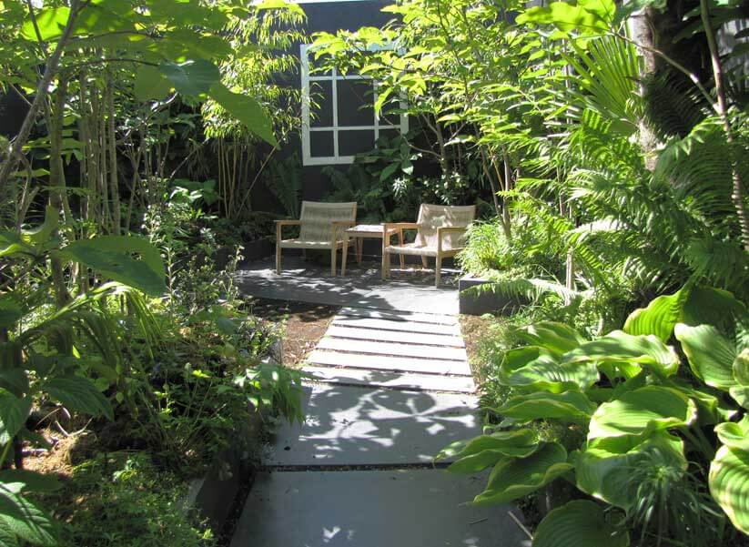 tropischer-hinterhof - GartenHaus Magazin