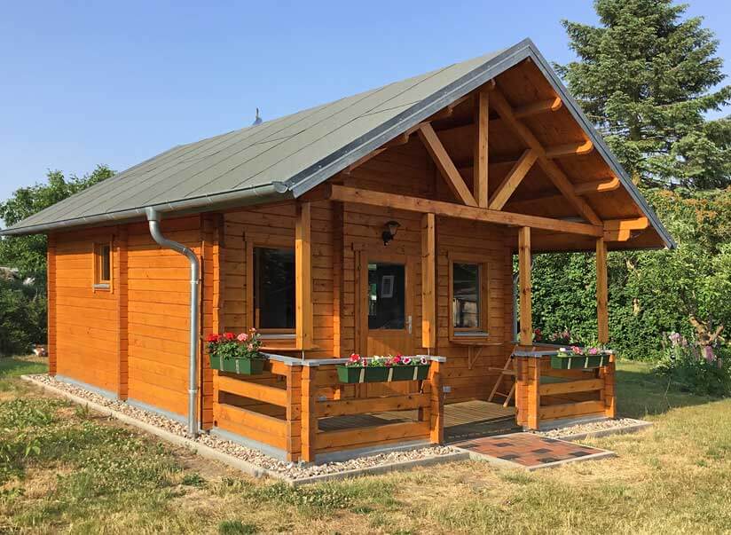 Grünes Wohnen: Das Gartenhaus Lillehammer wird aufgebaut