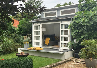 Gartenhaus mit Dopppel-Pultdach: Vinea-40 wird aufgebaut Gartenhaus VINEA-40