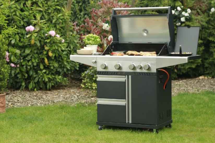 Gasgrill im Garten