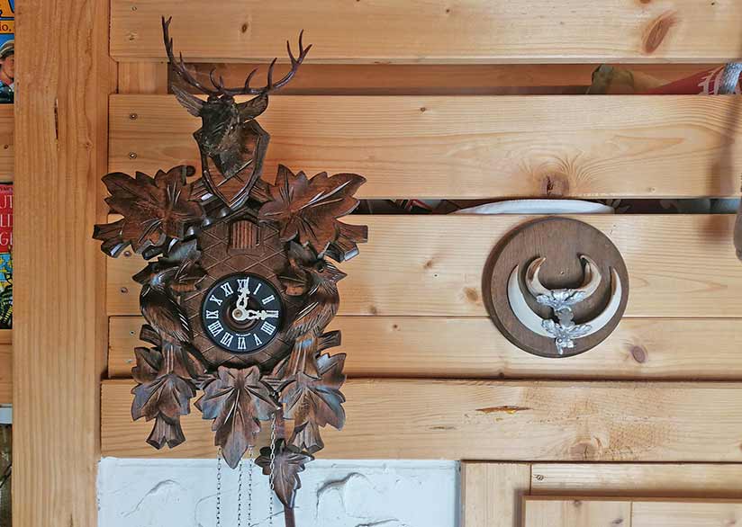 Clockhouse XL ausgebaut: mit Schlafboden, Kochnische ...