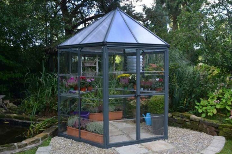 Besondere Gewächshäuser Ausgefallene Gewächshäuser für den Garten