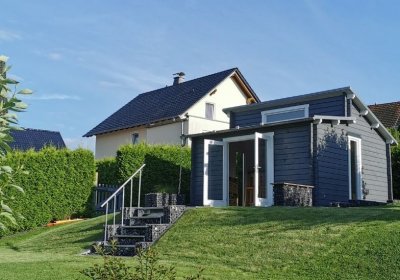 Ein rundum erfolgreiches Familienprojekt: das Gartenhaus Lausitz wird aufgebaut Ein rundum erfolgreiches Familienprojekt: das Gartenhaus Lausitz wird aufgebaut